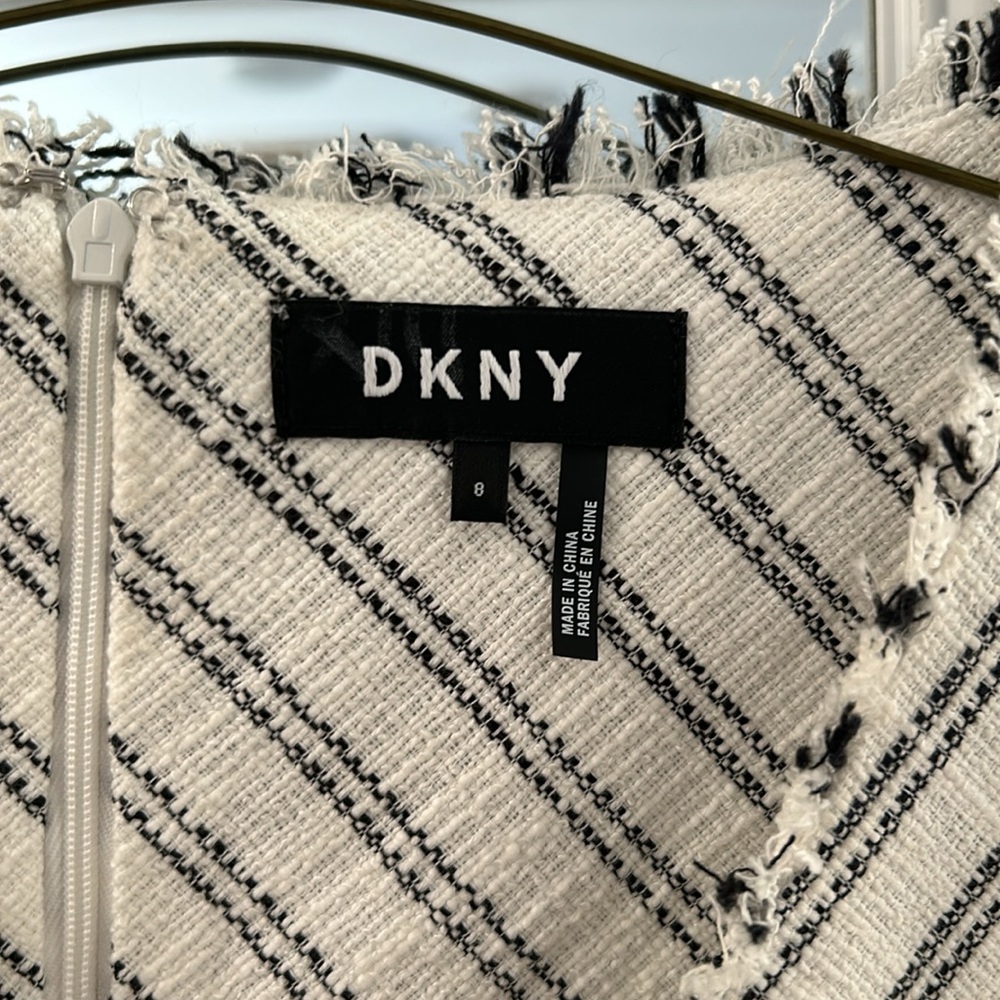 😻 DKNY asymmetric dress size 8 - Picture 4 of 16